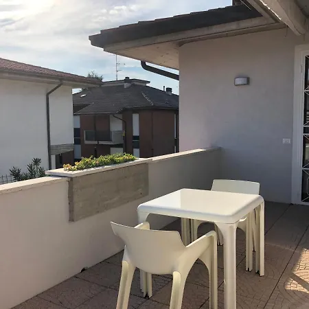 Fiorita Apartament *