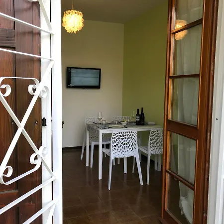 Fiorita Apartament *