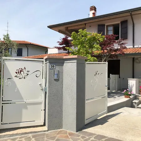 Fiorita Apartment
