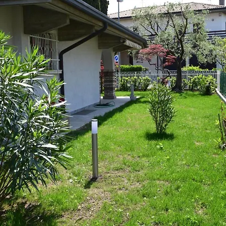 Apartment Fiorita *
